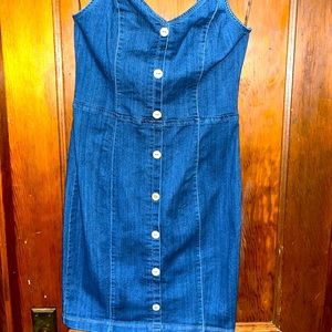 Really cute blue jean dress! Worn once!